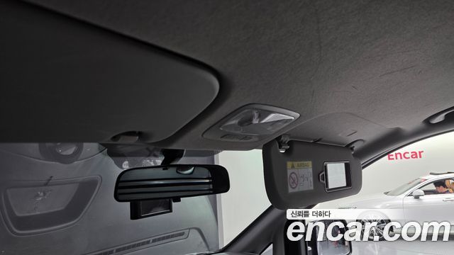 Hyundai Starex 2021 — photo 25