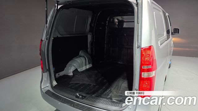 Hyundai Starex 2021 — photo 26
