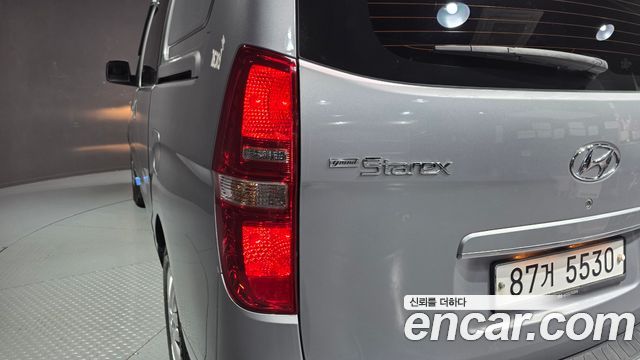 Hyundai Starex 2021 — photo 9