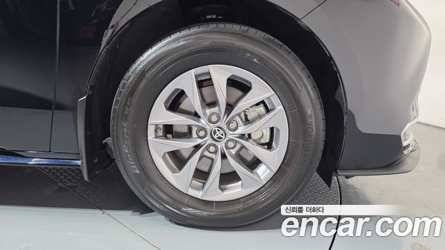 Toyota Sienna 2024 — photo 5