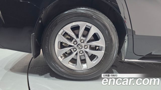 Toyota Sienna 2024 — photo 7