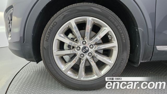 Kia Sorento 2017 — photo 5