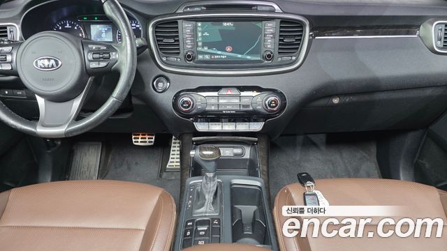 Kia Sorento 2017 — photo 15