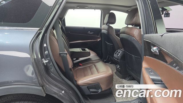 Kia Sorento 2017 — photo 19