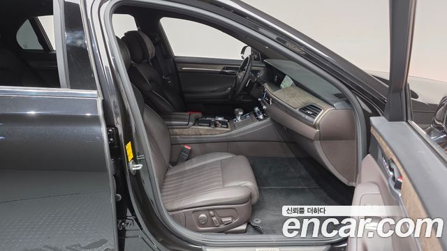 Genesis G90 2019 — photo 17