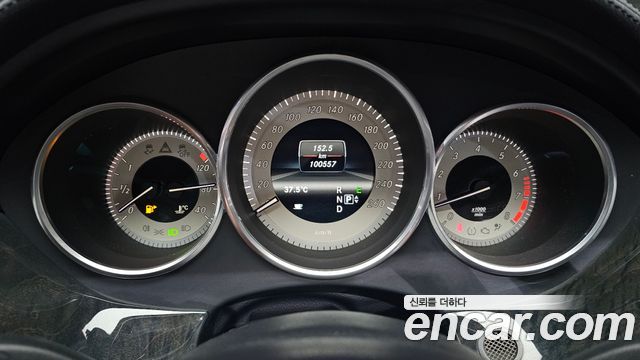 Mercedes-Benz CLS-Class 2013 — photo 8