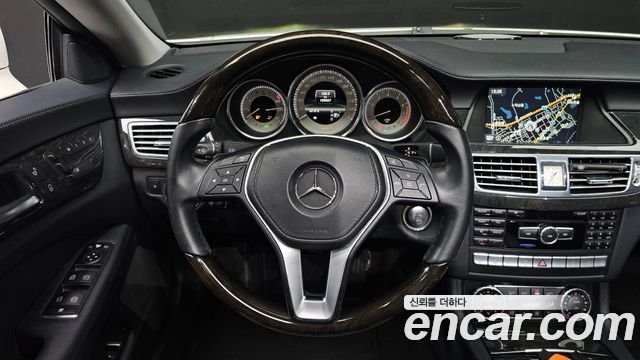 Mercedes-Benz CLS-Class 2013 — photo 13