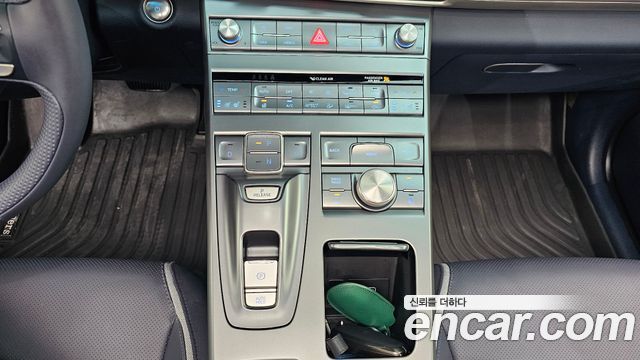 Hyundai Nexo 2024 — photo 12