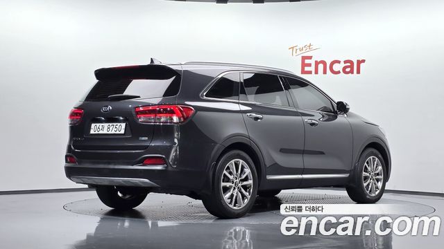 Kia Sorento 2017 — photo 2