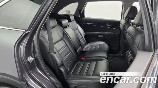 Kia Sorento 2017 — photo 17