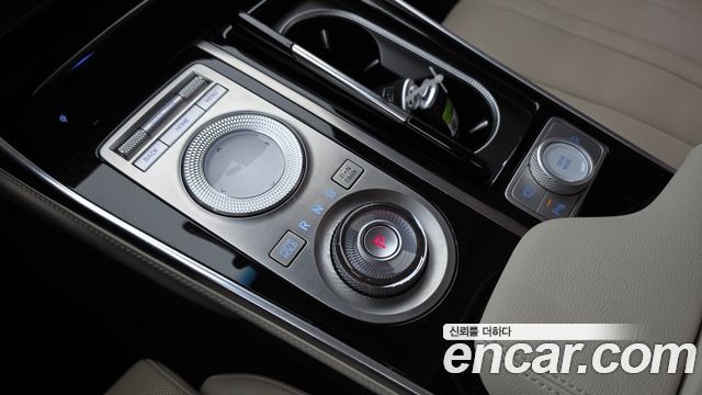 Genesis GV80 2022 — photo 9