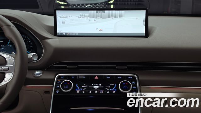 Genesis GV80 2022 — photo 14