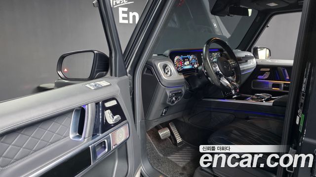 Mercedes-Benz G-Class 2022 — photo 13
