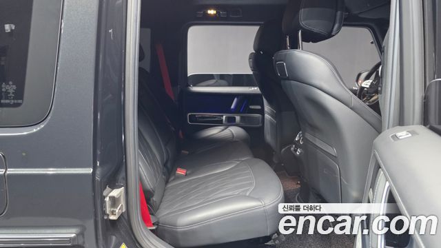 Mercedes-Benz G-Class 2022 — photo 18