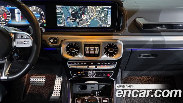 Mercedes-Benz G-Class 2022 — photo 20