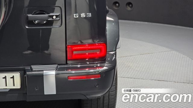 Mercedes-Benz G-Class 2022 — photo 9