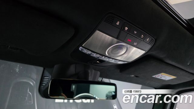 Mercedes-Benz G-Class 2022 — photo 28