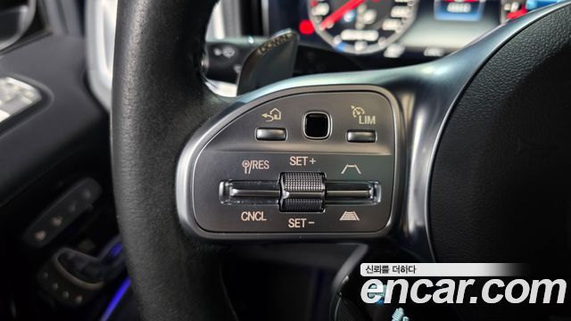 Mercedes-Benz G-Class 2022 — photo 33