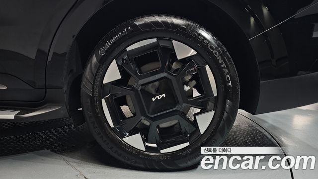 Kia Canival 2025 — photo 7