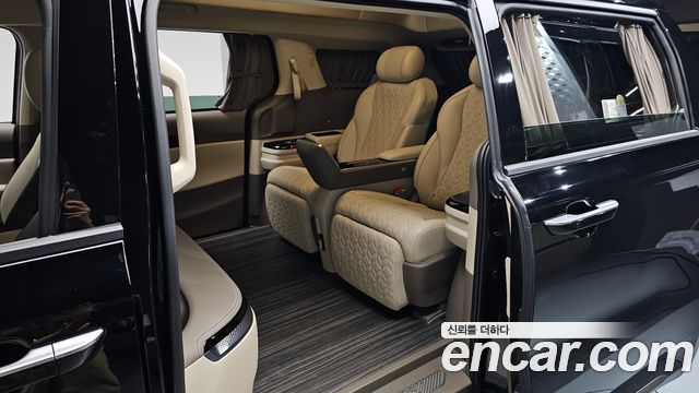 Kia Canival 2025 — photo 16