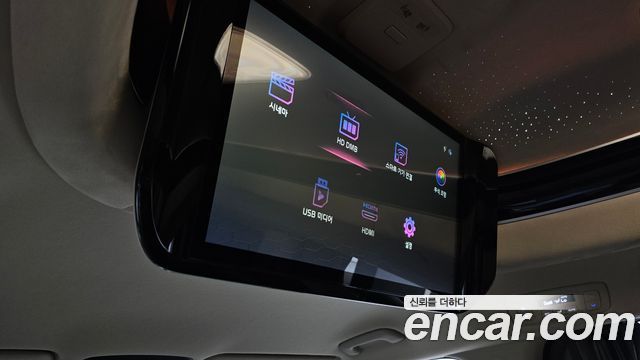 Kia Canival 2025 — photo 35