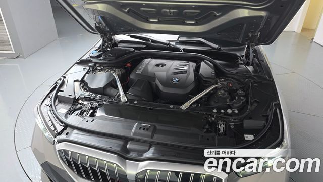 BMW 5-Series 2025 — photo 6