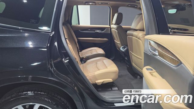 Cadillac XT6 2022 — photo 12