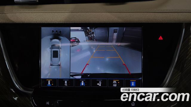 Cadillac XT6 2022 — photo 15