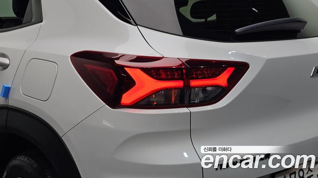Chevrolet Korea Trailblazer 2022 — photo 9