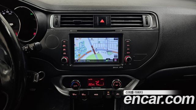 Kia pride 2015 — photo 18
