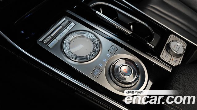 Genesis GV80 2020 — photo 9