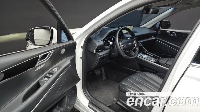Genesis GV80 2020 — photo 12