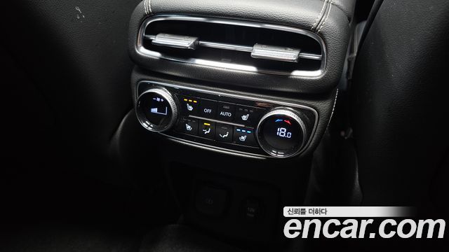 Genesis GV80 2020 — photo 19