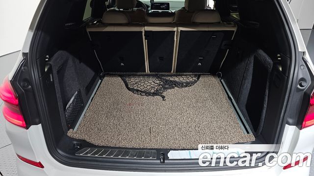 BMW X3 2019 — photo 32