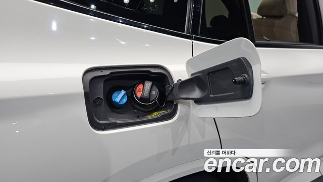 BMW X3 2019 — photo 36