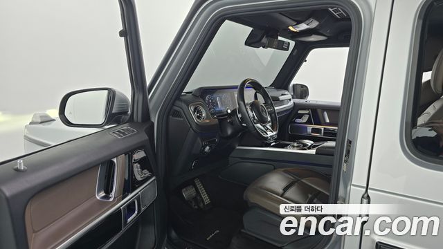 Mercedes-Benz G-Class 2020 — photo 13