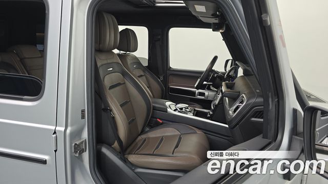 Mercedes-Benz G-Class 2020 — photo 26