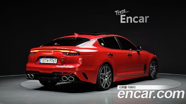 Kia Stinger 2022 — photo 2