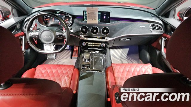 Kia Stinger 2022 — photo 10
