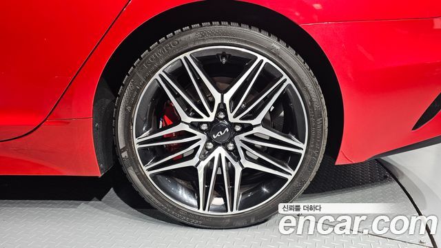 Kia Stinger 2022 — photo 7