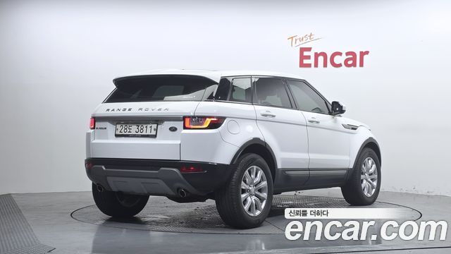Land Rover Range Rover Evoque 2018 — photo 2