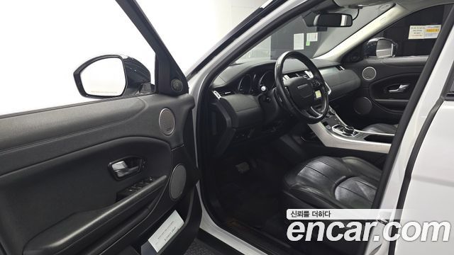 Land Rover Range Rover Evoque 2018 — photo 13