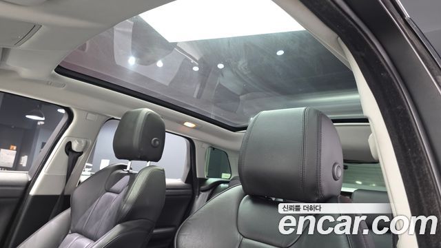 Land Rover Range Rover Evoque 2018 — photo 24