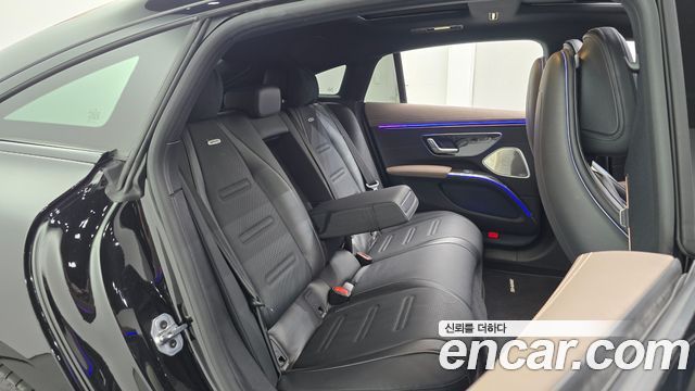 Mercedes-Benz EQS 2022 — photo 17