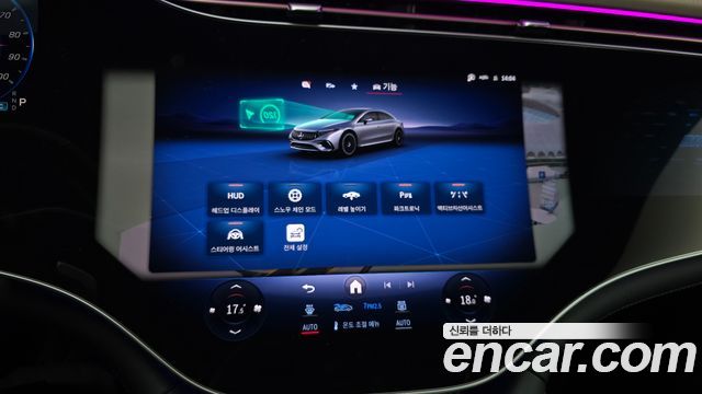 Mercedes-Benz EQS 2022 — photo 21
