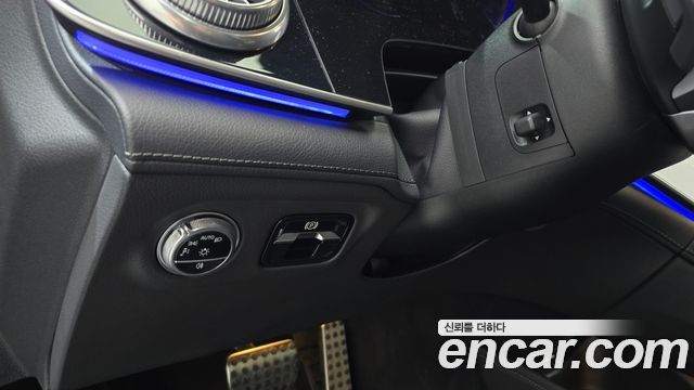 Mercedes-Benz EQS 2022 — photo 25