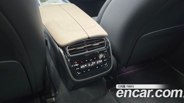 Mercedes-Benz EQS 2022 — photo 26