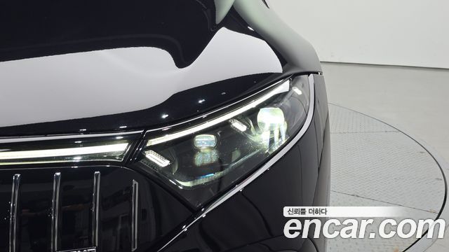 Mercedes-Benz EQS 2022 — photo 8