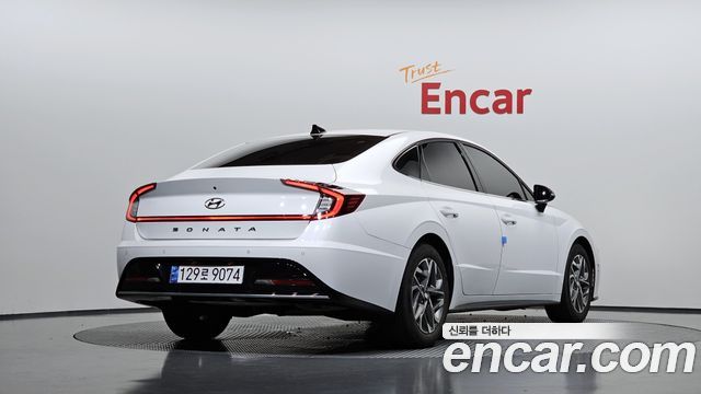 Hyundai Sonata 2022 — photo 2