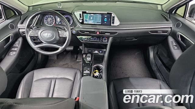 Hyundai Sonata 2022 — photo 10